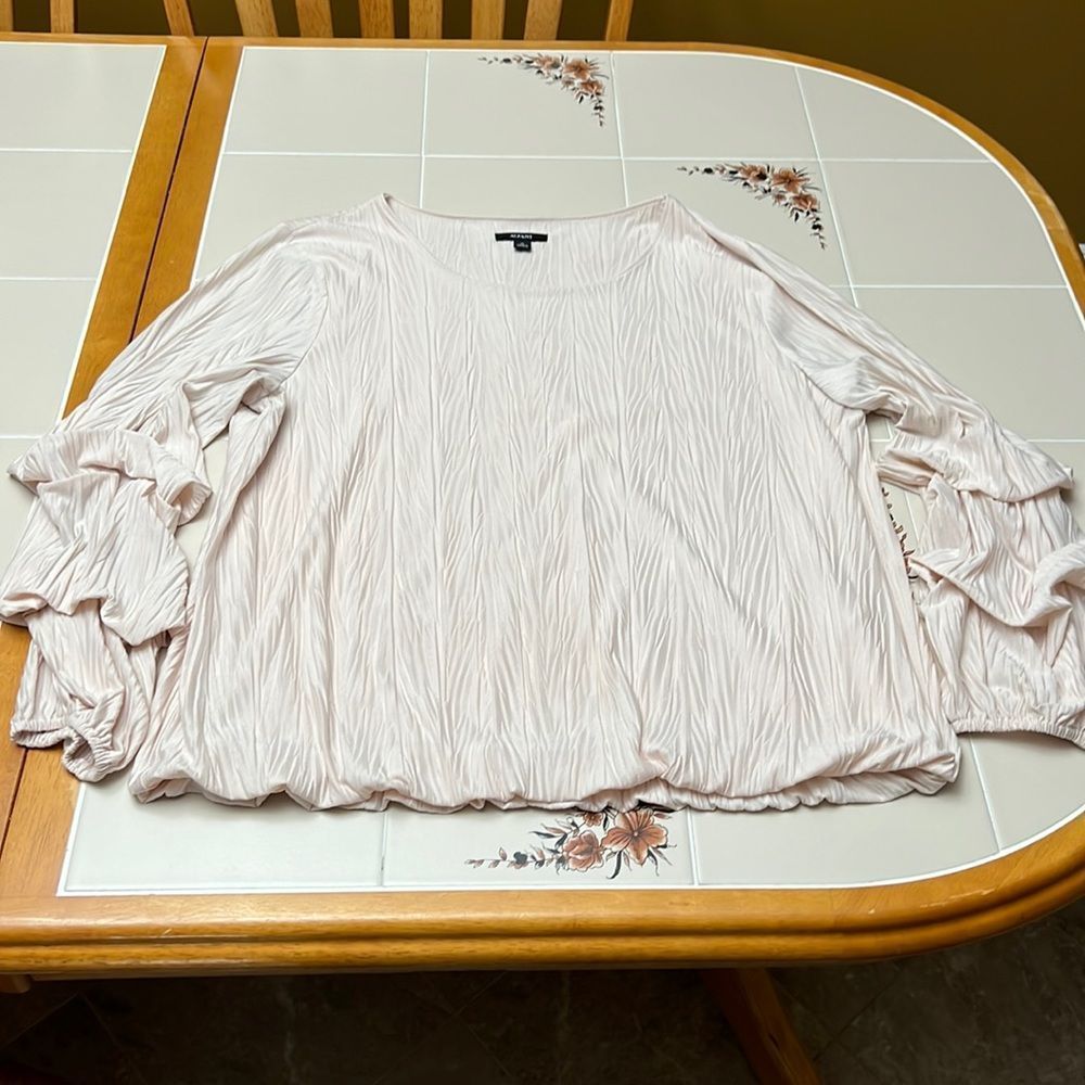 Alfani Long Sleeve Blouse. Cream color with ruffled sleeves. Size XL